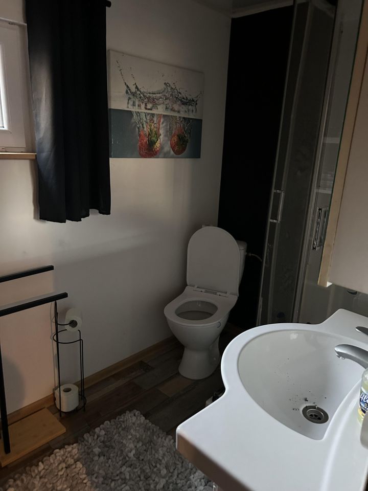 dom wolnostojący, 5 pokoi Brenna Bukowa, ul. Armii Krajowej. Zdjęcie 27