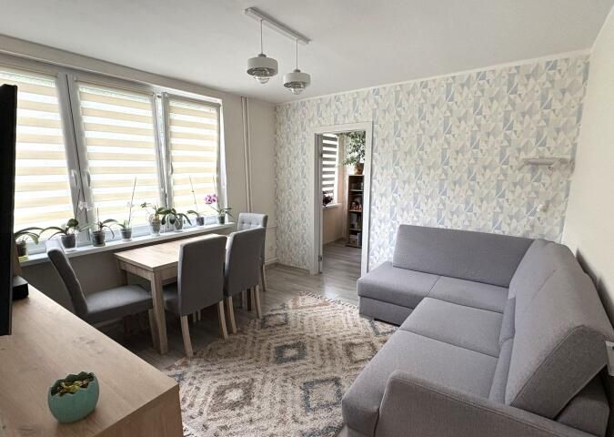 Mieszkanie 3-pokojowe Katowice Dąb, ul. Jabłoniowa. Zdjęcie 4