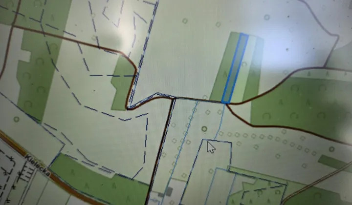 Działka leśna Radoszyce, ul. Kielecka