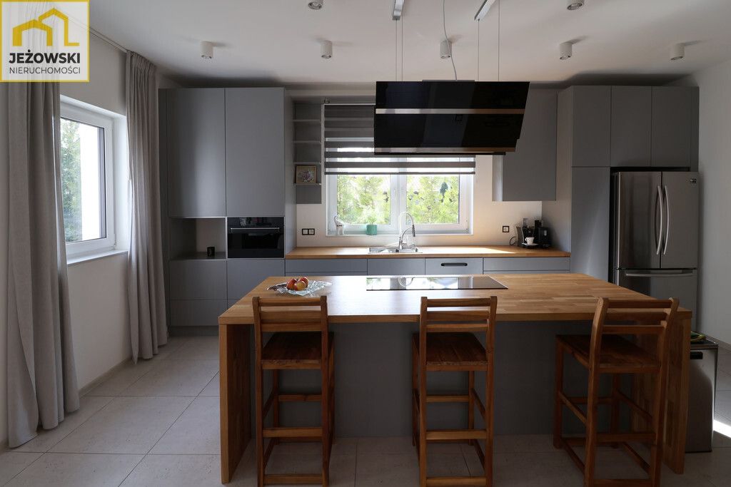 dom wolnostojący, 6 pokoi Janowiec. Zdjęcie 24