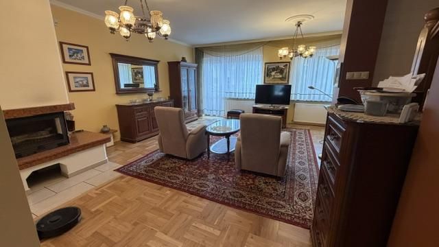 dom szeregowy, 4 pokoje Łódź Bałuty, ul. Amazonitowa. Zdjęcie 10