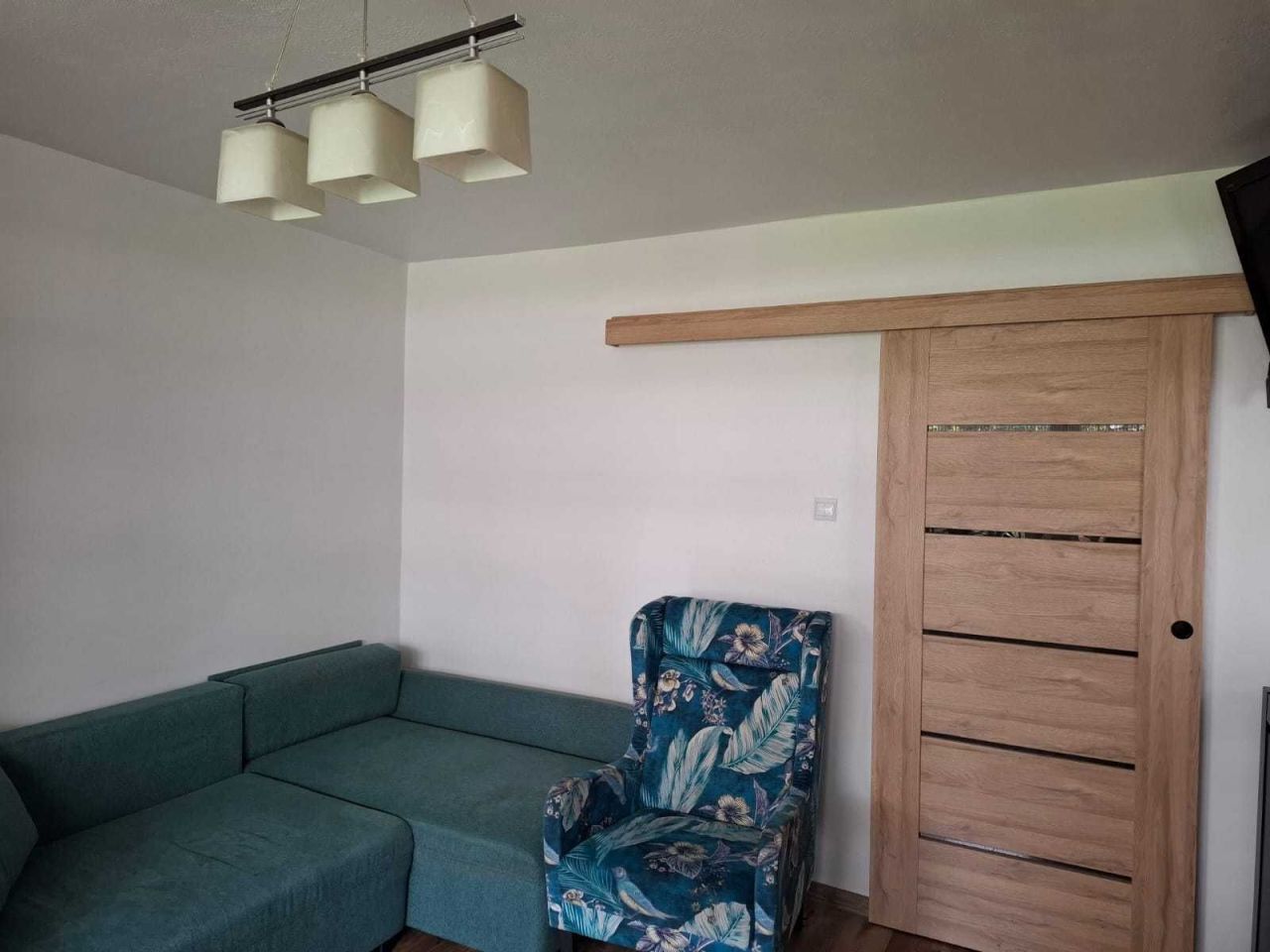 Mieszkanie 4-pokojowe Poręba, ul. Przemysłowa. Zdjęcie 5