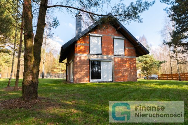 dom wolnostojący, 4 pokoje Lisna. Zdjęcie 8