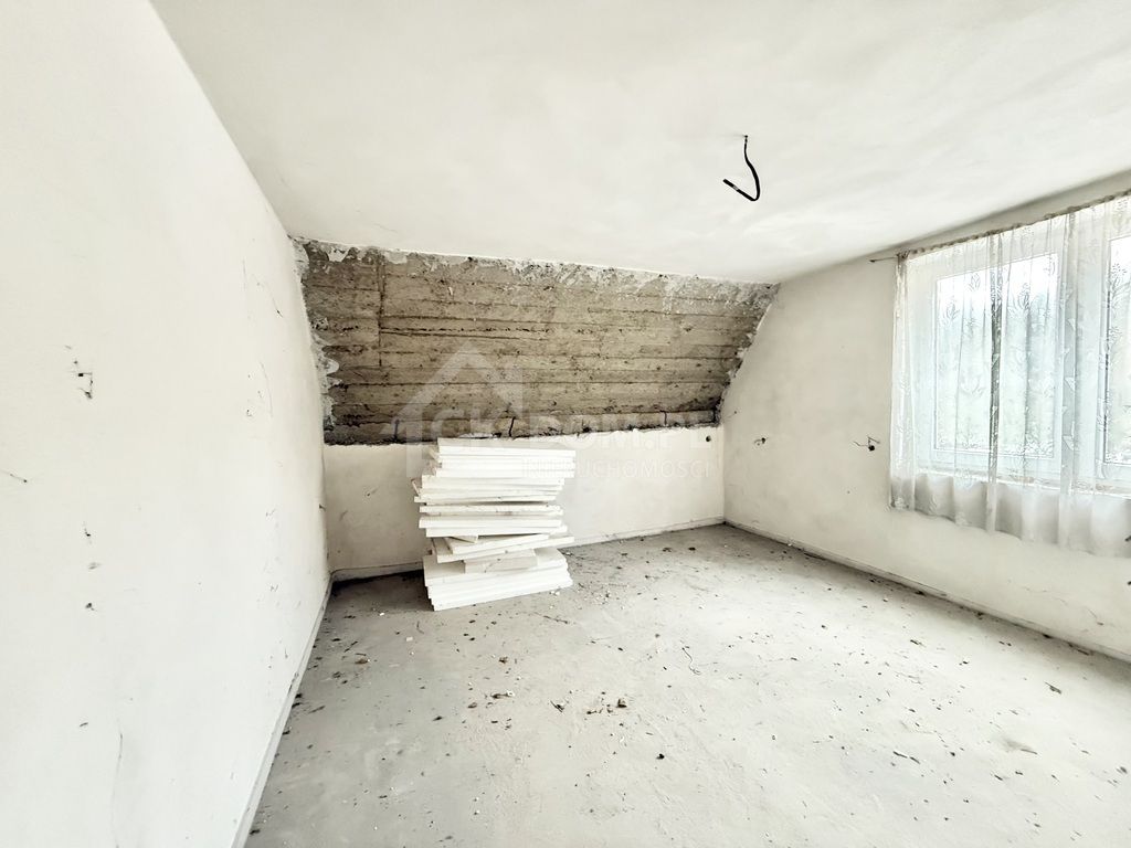 dom wolnostojący, 7 pokoi Lesica Bławatków. Zdjęcie 19