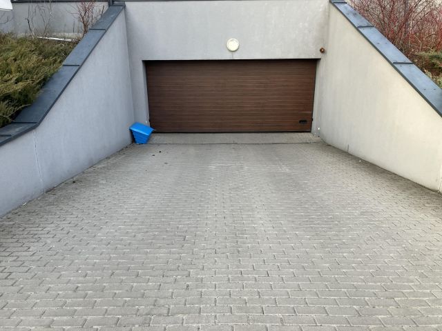 Garaż/miejsce parkingowe Września Centrum, ul. gen. Tadeusza Kutrzeby. Zdjęcie 1