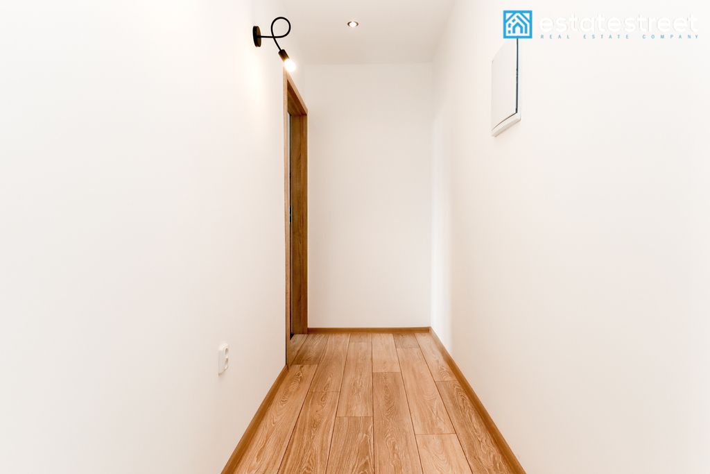 Mieszkanie 3-pokojowe Katowice Śródmieście, pl. Oddziałów Młodzieży Powstańczej. Zdjęcie 15