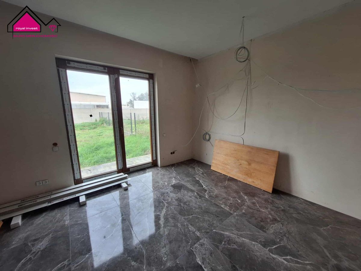 bliźniak, 3 pokoje Rumin. Zdjęcie 11