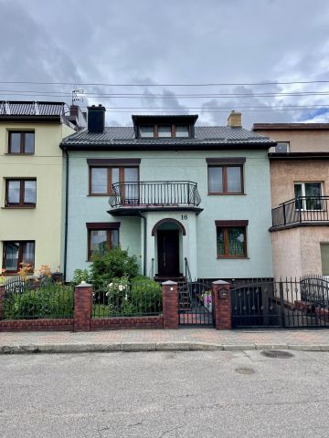 dom szeregowy, 7 pokoi Suwałki, ul. Piotrkowska. Zdjęcie 1