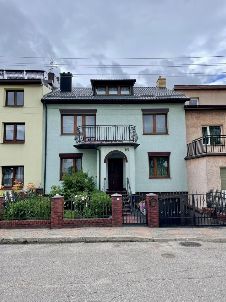 dom szeregowy, 7 pokoi Suwałki, ul. Piotrkowska. Zdjęcie 1