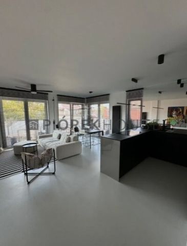 Mieszkanie 3-pokojowe Warszawa Rembertów, ul. Franciszka Ilskiego. Zdjęcie 1