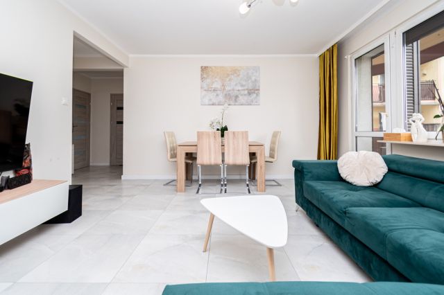 Mieszkanie 3-pokojowe Kalisz, ul. Prymasa Stefana Wyszyńskiego. Zdjęcie 1