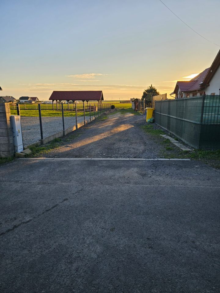 Działka budowlana Konradówka Gołaczów. Zdjęcie 2