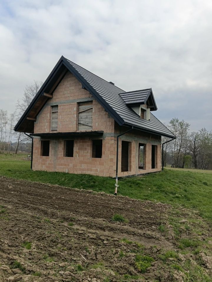 dom wolnostojący, 6 pokoi Buczyna Włostowice. Zdjęcie 4