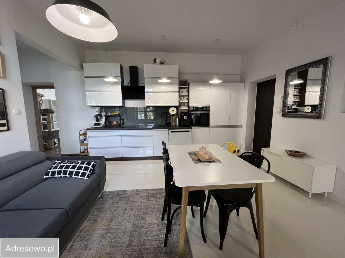 Mieszkanie 3-pokojowe Nowy Sącz