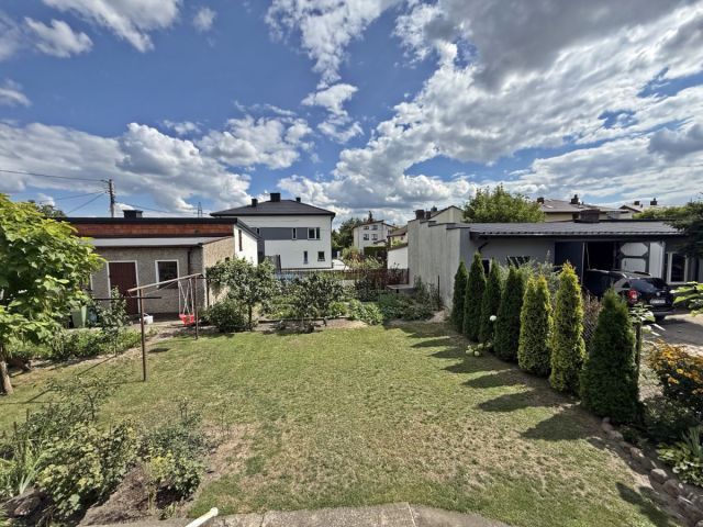 dom wolnostojący, 9 pokoi Kozłów Biskupi, ul. Złota. Zdjęcie 16