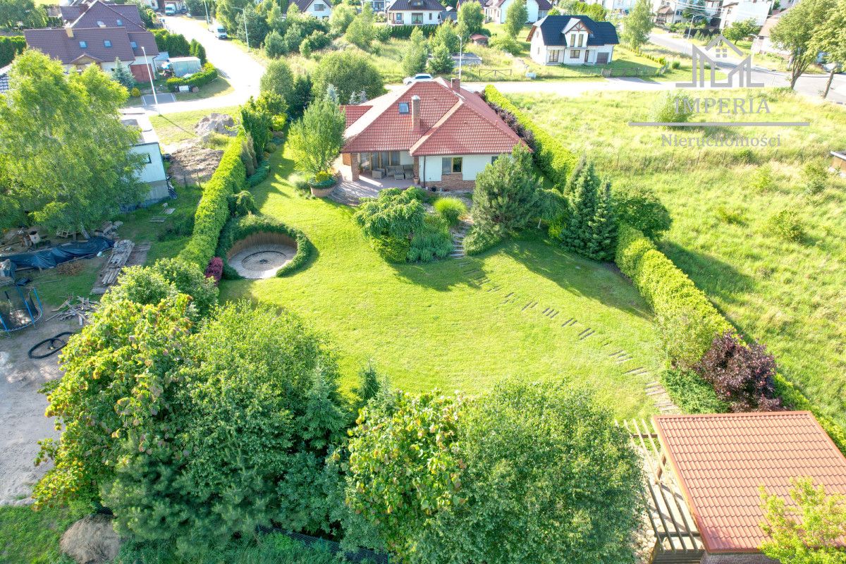 dom wolnostojący, 5 pokoi Zblewo, ul. ks. Kreffta. Zdjęcie 2