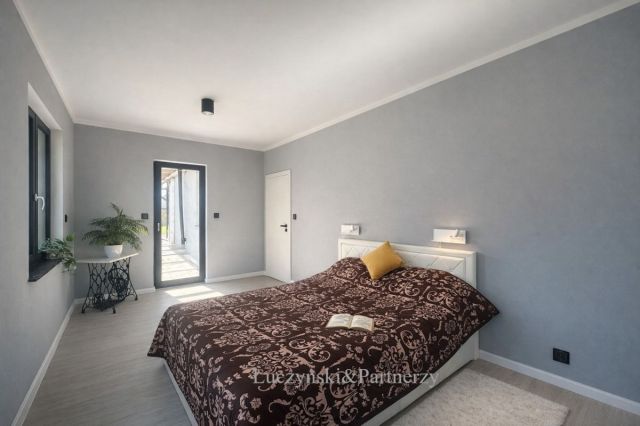 dom wolnostojący, 5 pokoi Lubawka. Zdjęcie 11