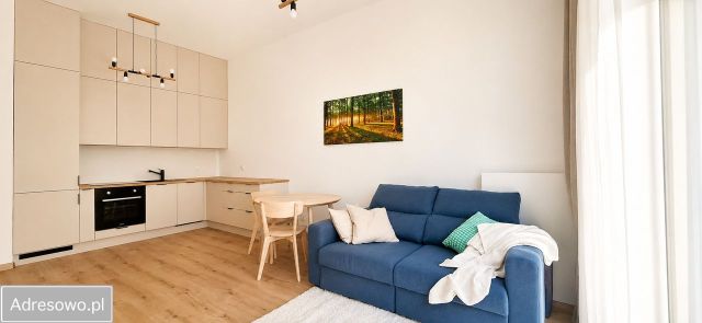 Mieszkanie 2-pokojowe Gdynia Dąbrowa, ul. Zbigniewa Kupca. Zdjęcie 1
