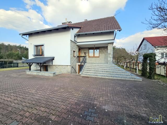 dom wolnostojący, 5 pokoi Kopanica, ul. Kwiatowa. Zdjęcie 3