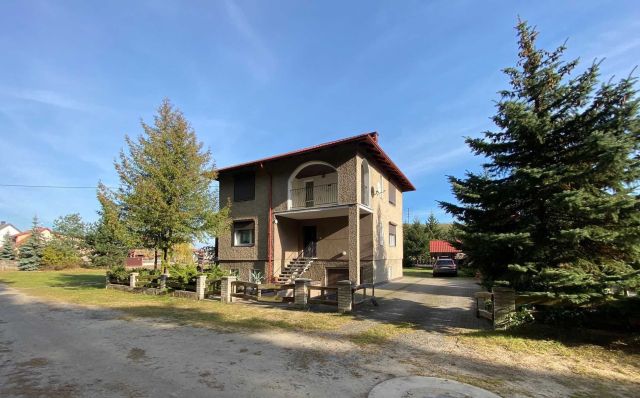 dom wolnostojący, 4 pokoje Mochy. Zdjęcie 1