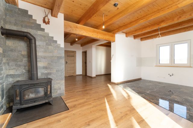 dom wolnostojący, 7 pokoi Lutowiska. Zdjęcie 5