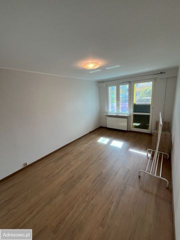 Mieszkanie 3-pokojowe Poznań Rataje, os. Bohaterów II Wojny Światowej. Zdjęcie 1