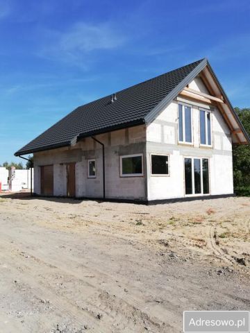 dom wolnostojący, 4 pokoje Fasty, ul. Łyskowska. Zdjęcie 1