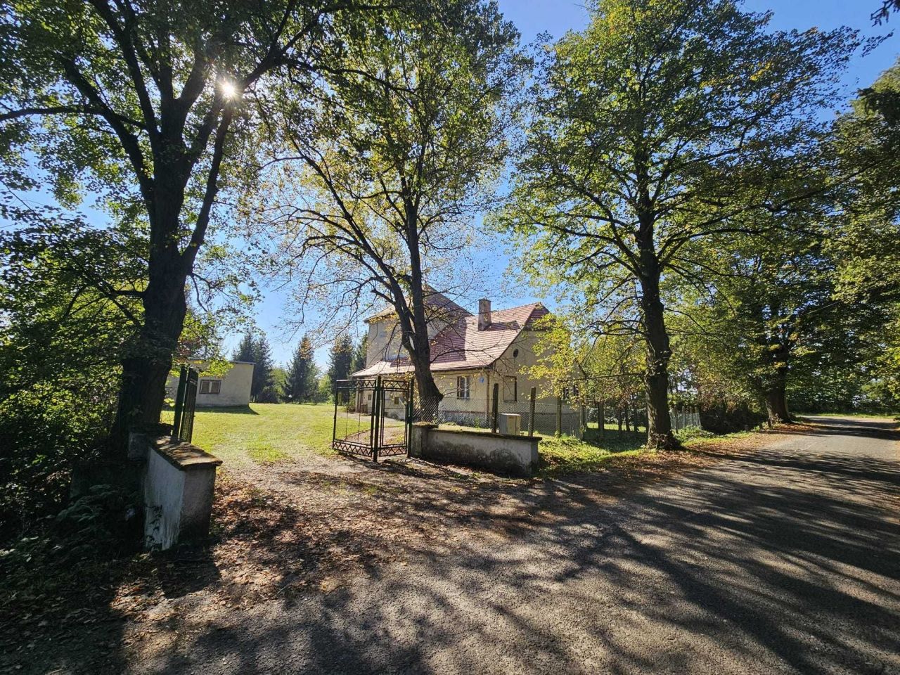 dom wolnostojący, 6 pokoi Cieszanowice. Zdjęcie 3