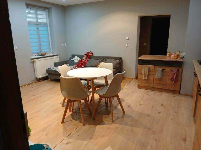 Mieszkanie 3-pokojowe Gniezno, Poznańska. Zdjęcie 1