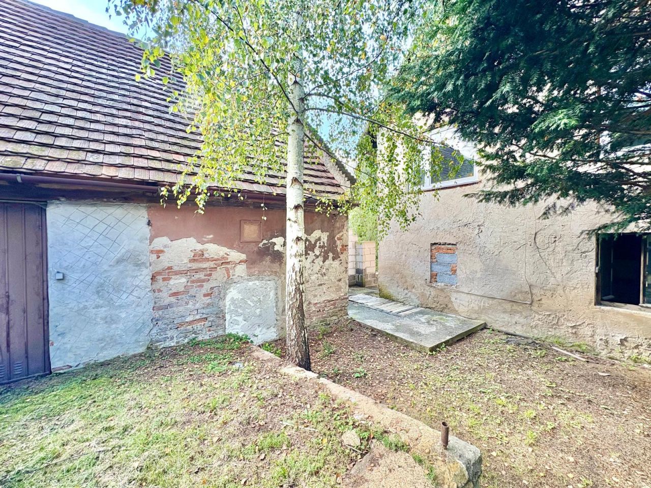 dom wolnostojący, 6 pokoi Wojciechów. Zdjęcie 22