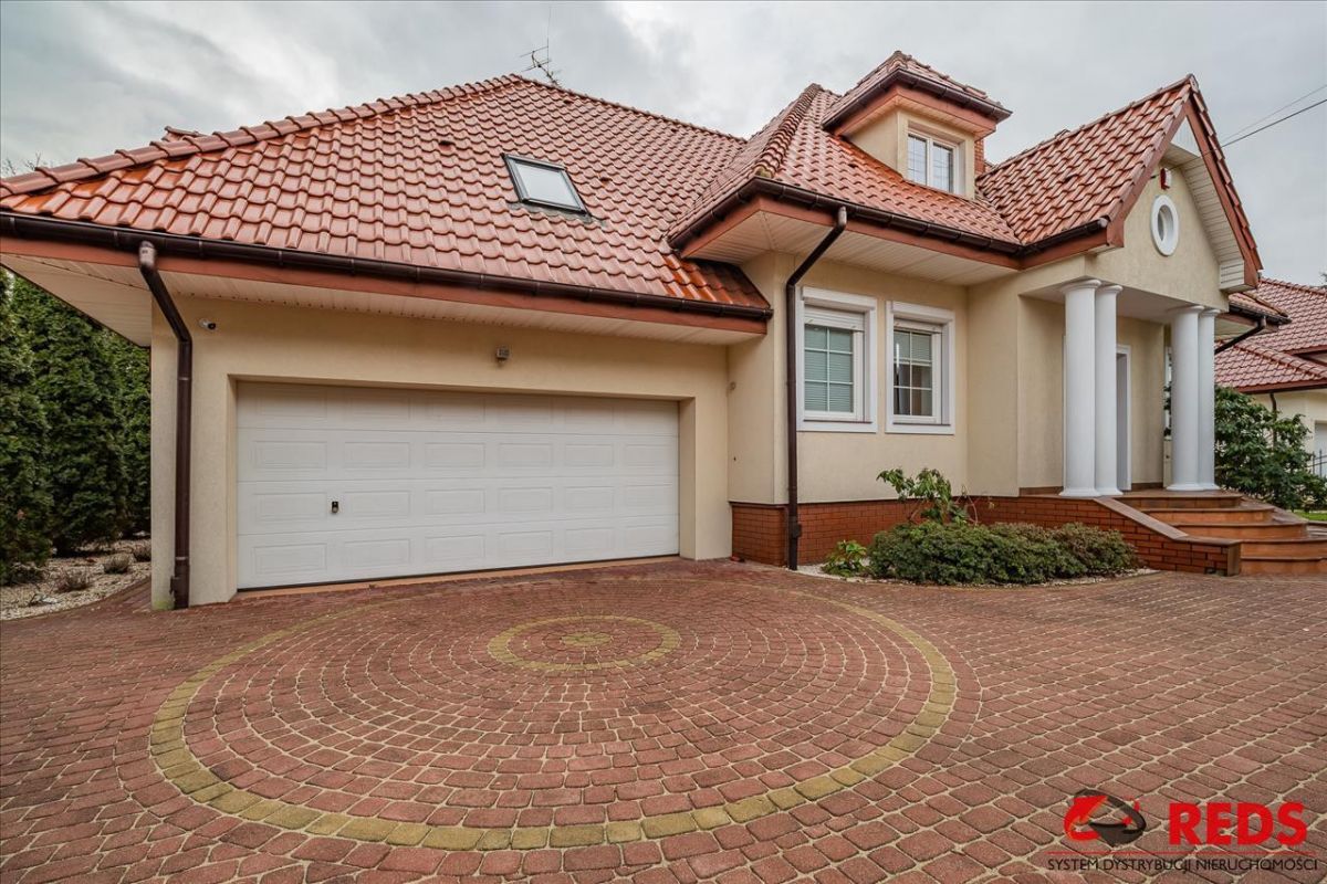 dom wolnostojący, 6 pokoi Warszawa Rembertów