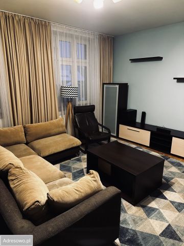 Mieszkanie 3-pokojowe Nowy Sącz, ul. Henryka Sienkiewicza. Zdjęcie 1