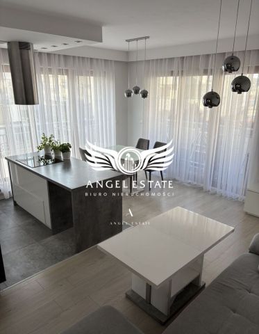 Mieszkanie 4-pokojowe Świnoujście, ul. I Armii Wojska Polskiego. Zdjęcie 2