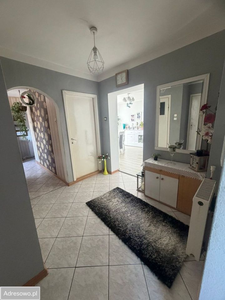 dom wolnostojący, 3 pokoje Kamionka. Zdjęcie 2