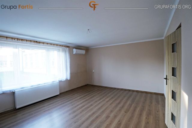 Mieszkanie 3-pokojowe Czyżowice. Zdjęcie 3