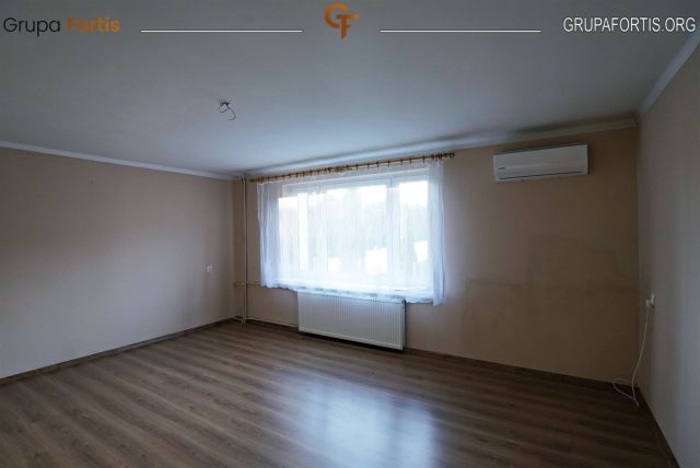 Mieszkanie 3-pokojowe Czyżowice. Zdjęcie 4