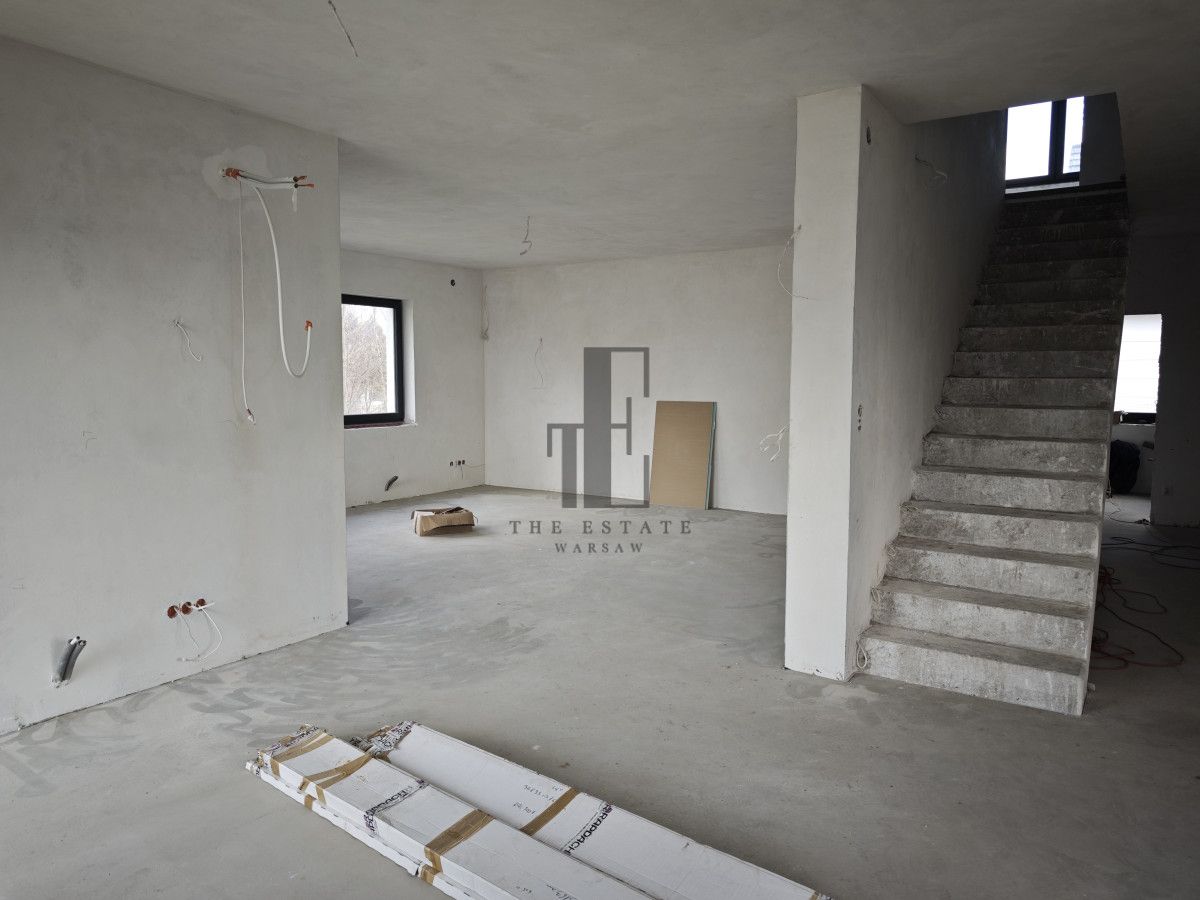 dom wolnostojący, 7 pokoi Warszawa Wawer. Zdjęcie 9