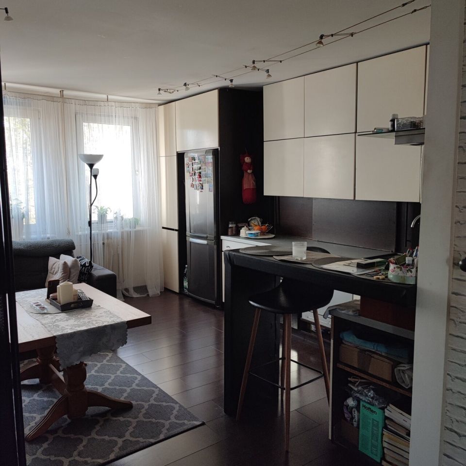 Mieszkanie 3-pokojowe Radom, osiedle Zamłynie. Zdjęcie 1