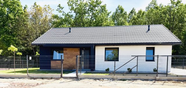 dom wolnostojący, 4 pokoje Gałków Duży, ul. Główna. Zdjęcie 2