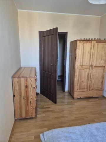 Mieszkanie 3-pokojowe Kalisz Dobrzec, ul. Prymasa Stefana Wyszyńskiego. Zdjęcie 4