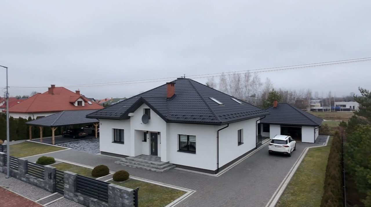 dom wolnostojący, 3 pokoje Lubaczów Ostrowiec, ul. Agenora Gołuchowskiego. Zdjęcie 1