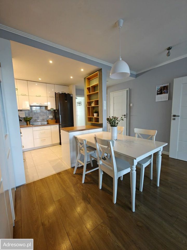 Mieszkanie 3-pokojowe Rzeszów Zalesie, al. gen. Władysława Sikorskiego. Zdjęcie 11