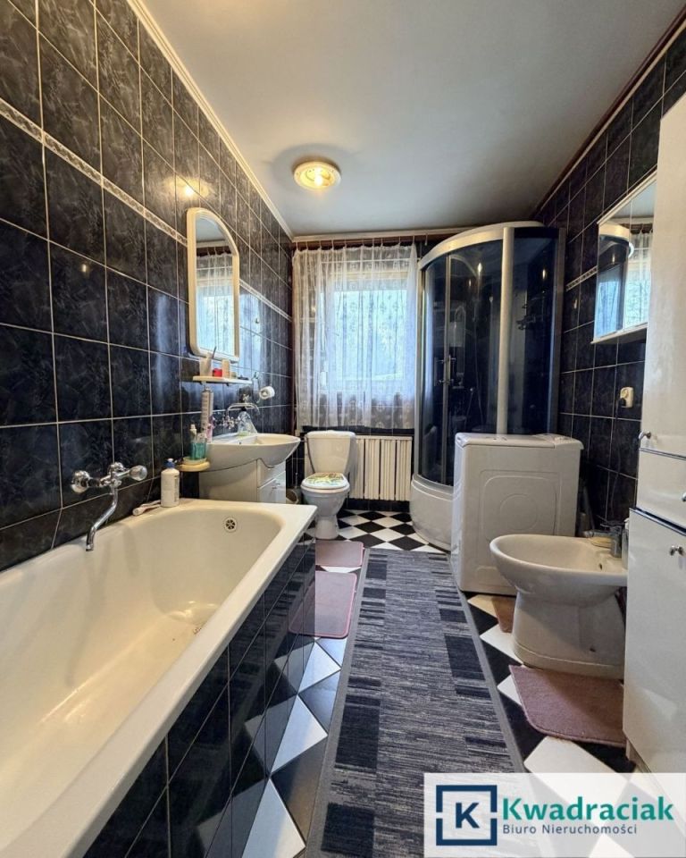 dom wolnostojący, 5 pokoi Ustrobna. Zdjęcie 8