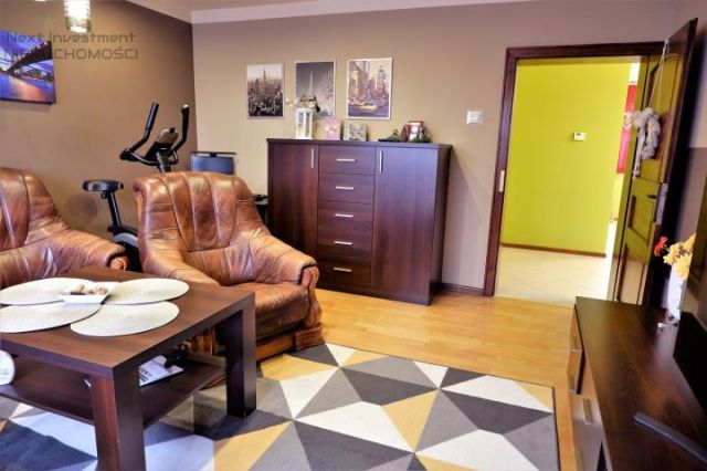 dom wolnostojący, 8 pokoi Pyskowice. Zdjęcie 3