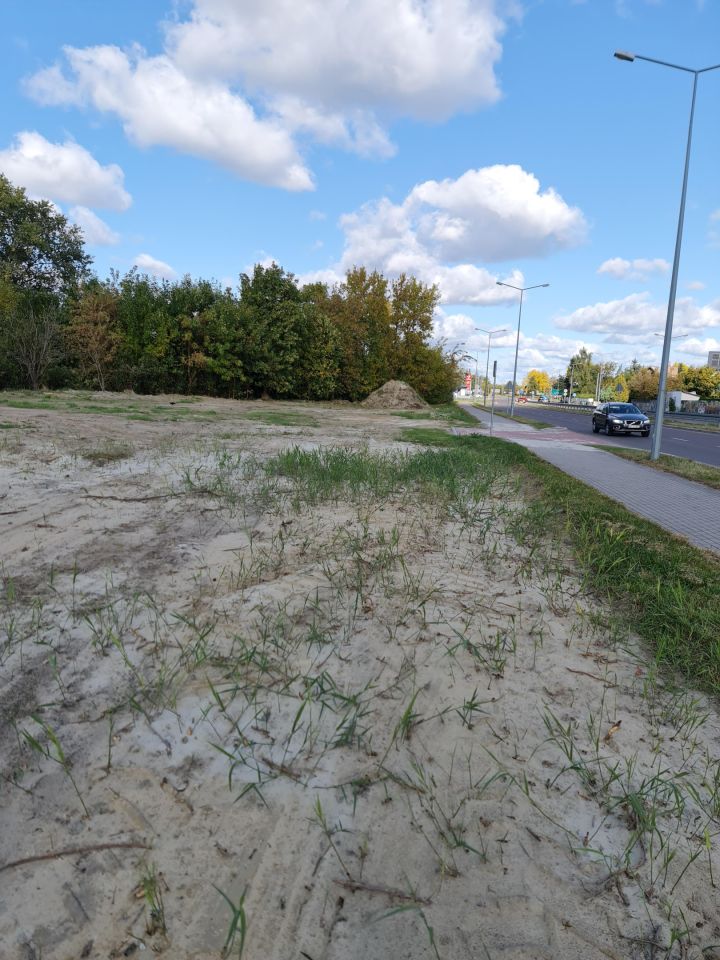 Działka inwestycyjna Łuków Nowy Łuków, ul. Aleje Lecha i Marii Kaczyńskich. Zdjęcie 2