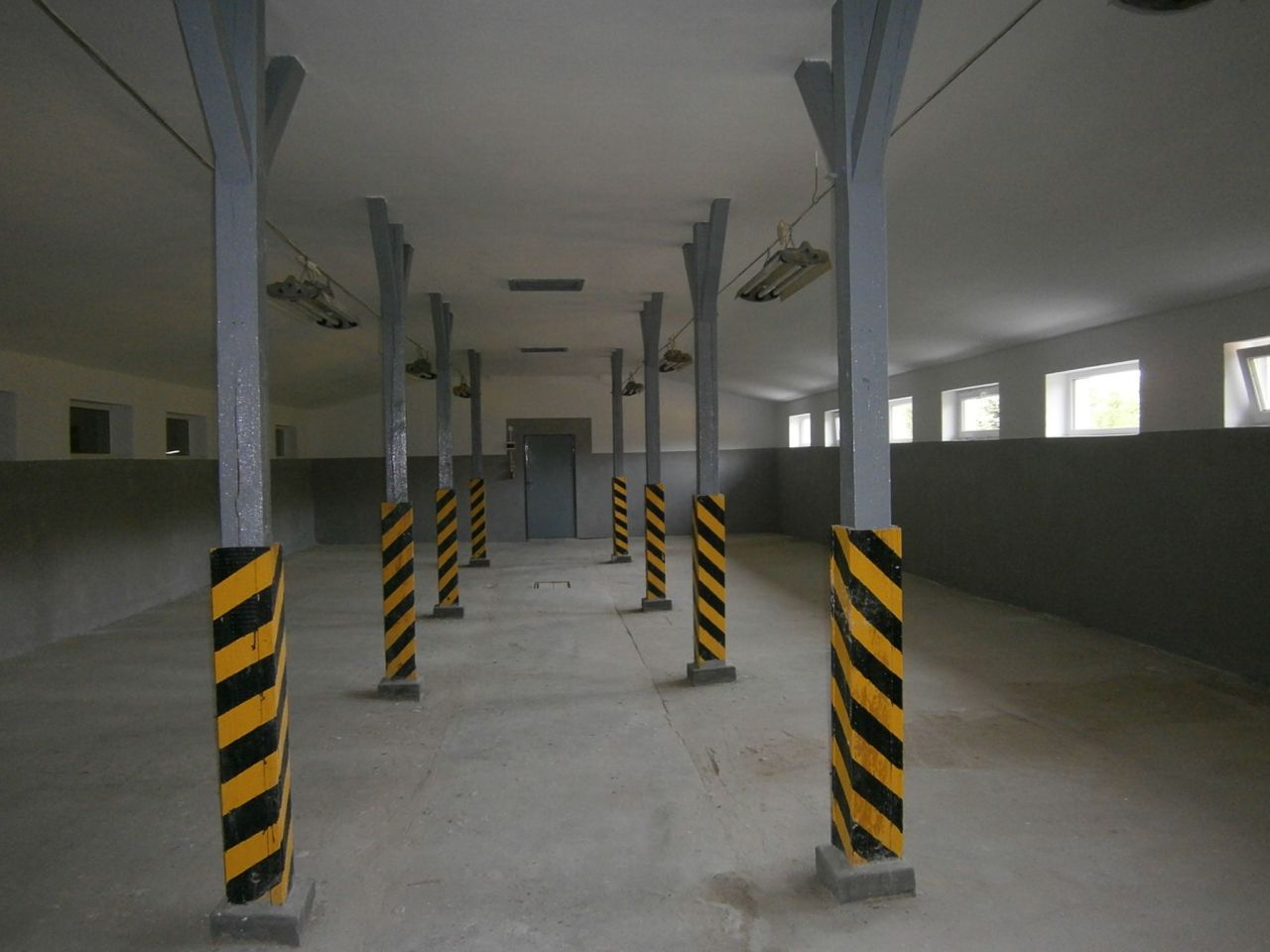 Hala/magazyn Złotów. Zdjęcie 16