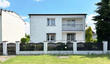 dom wolnostojący, 6 pokoi Kadłub