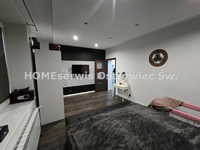 kamienica Ostrowiec Świętokrzyski Centrum, ul. Sławomira Czerwińskiego. Zdjęcie 11