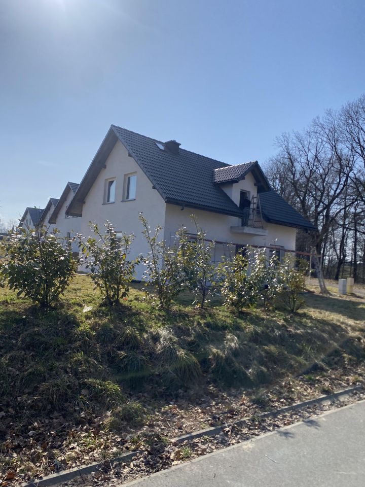 dom wolnostojący, 5 pokoi Bielsko-Biała Komorowice Krakowskie, ul. Kromparecka. Zdjęcie 6