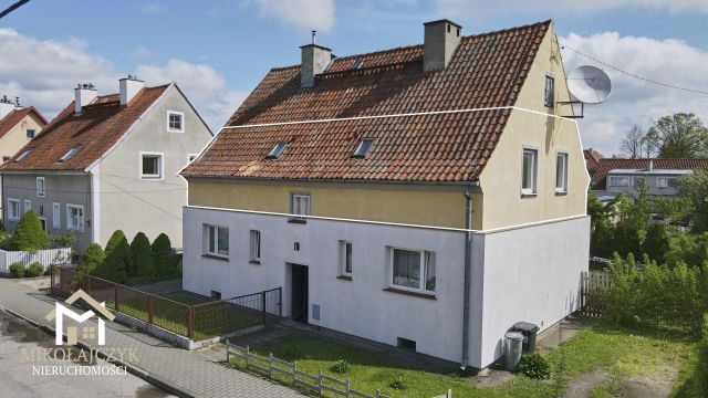 Mieszkanie 4-pokojowe Bartoszyce, ul. Jarosława Dąbrowskiego. Zdjęcie 1